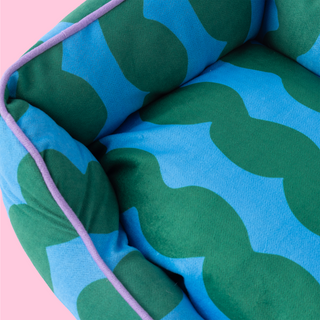 Wavy Stripe Basket Pet Bed