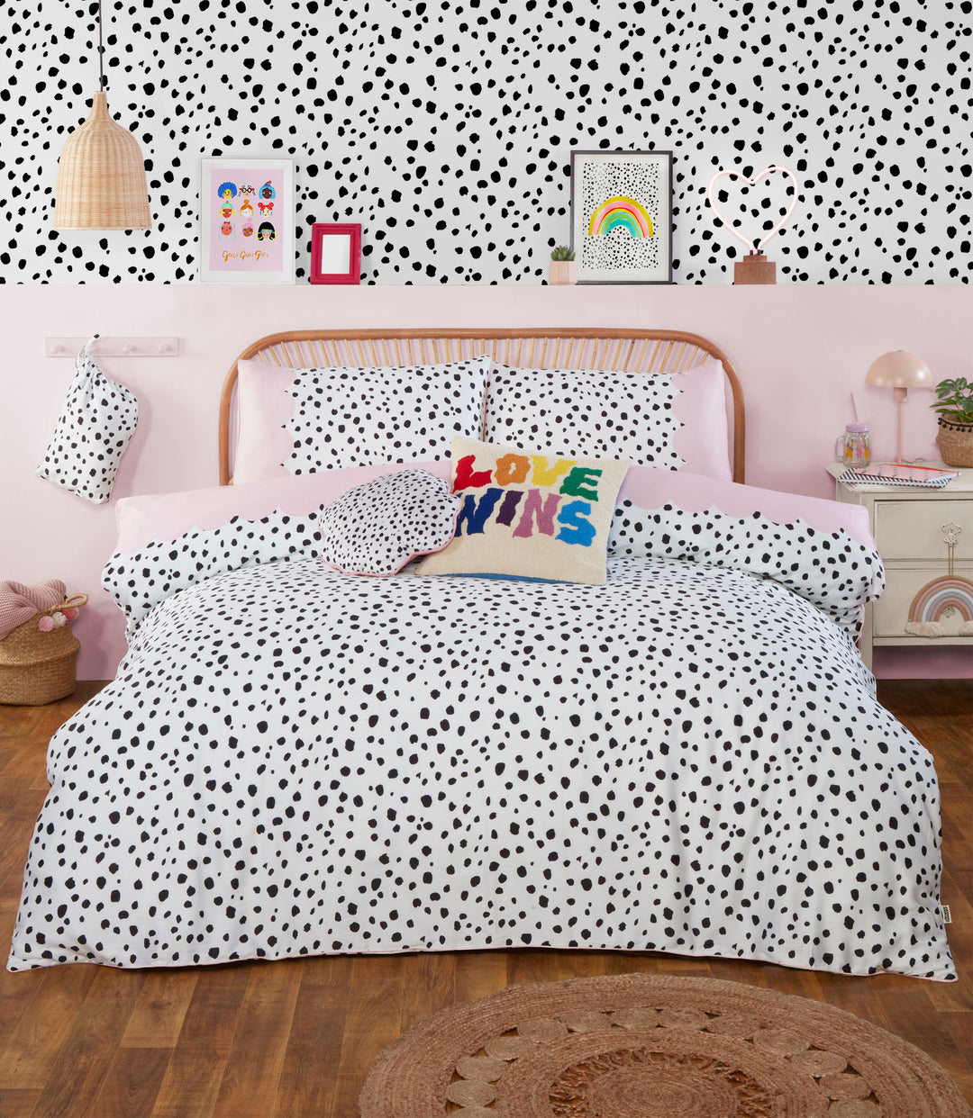 Dalmatian Dot Wallpaper